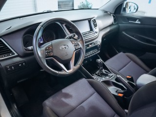 Hyundai Tucson 1.7CRDi Trikolor 104 kW