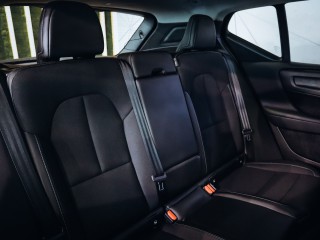 Volvo XC40 Drive-E Momentum FWD