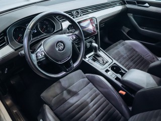 Volkswagen Passat 2.0TDI, Highline 110 kW, DSG