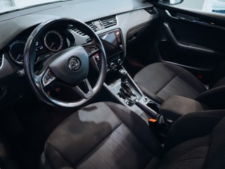 Škoda Octavia kombi 2.0 TDI, DSG Style 4x4