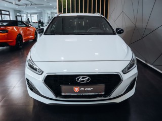 Hyundai i30 kombi 1.4 T-GDI Trikolor