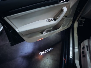 Škoda Superb iV 1.4/115 kW *REZERVACE*