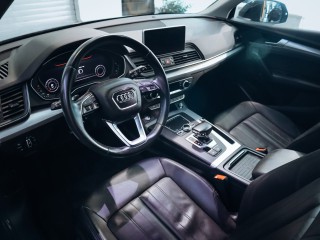 Audi Q5 2.0TDI quattro REZERVACE