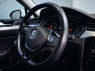 Volkswagen Passat 2.0TDI, R-line 110 kW