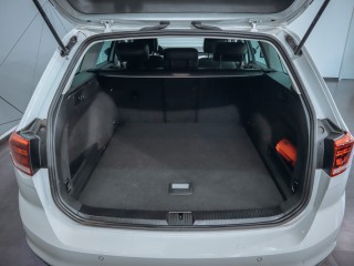 Volkswagen Passat 1.5TSi, Elegance 110 kW