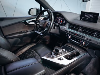 Audi SQ7 4.0TDI, Quattro 320kW 7míst