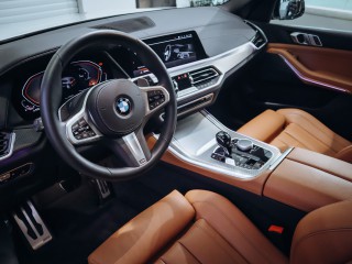 BMW X5 40i xDrive, M-Paket REZERVACE
