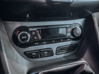 Ford Tourneo Connect Grand 1.6TDCi 85kW Titanium