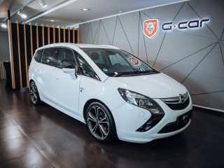 Opel Zafira 2.0CDTi OPC Line