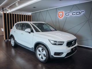 Volvo XC40 T3 FWD Momentum AT