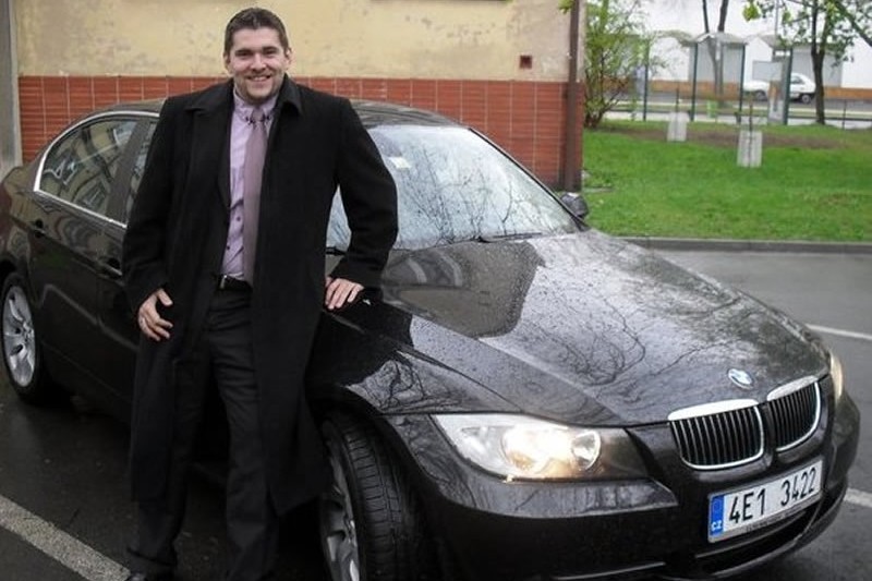 David Štverák se svým BMW 330d limousine