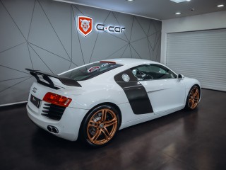 Audi R8 4.2 TFSI Quattro 6MAN - TOP!!!