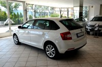 Škoda Rapid 1.6 TDi Elegance NAVI