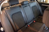Volkswagen Passat 2.0 TDi Highline, 1. maj.