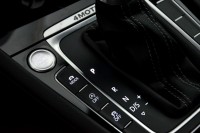 Volkswagen Golf 2.0 TFSi R-line, 300 HP, ČR