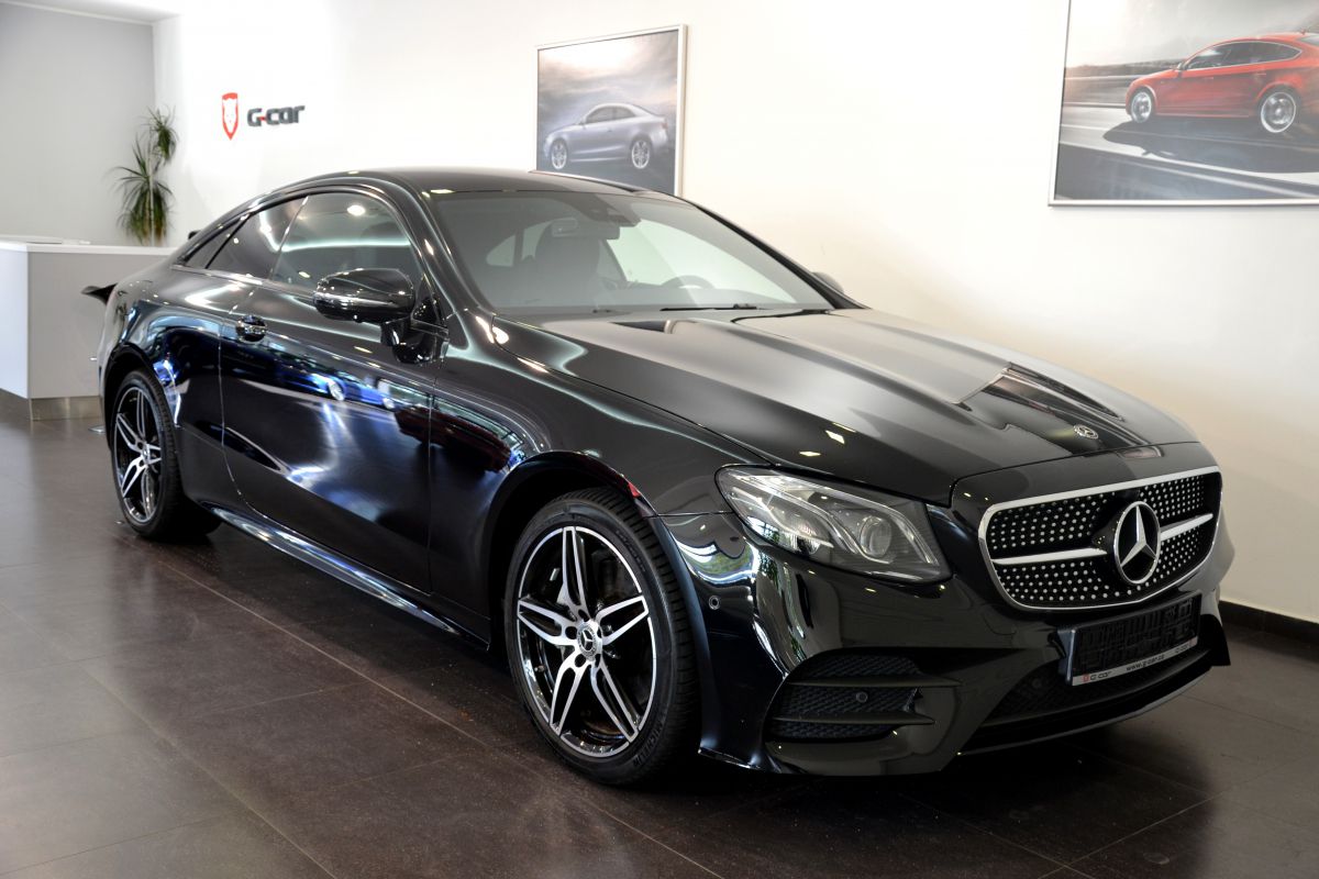 Mercedes-Benz E 220d AMG 4Matic COUPE