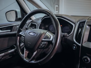 Ford S-MAX Titanium 132kW AWD SYNC3