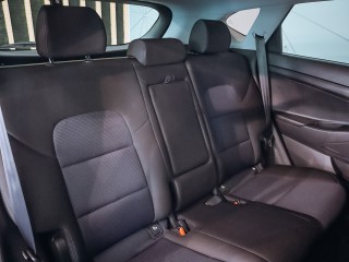 Hyundai Tucson 1.7CRDi Trikolor 104 kW