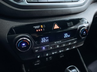 Hyundai Tucson 1.7CRDi Trikolor 104 kW