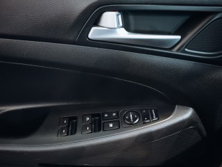 Hyundai Tucson 1.7CRDi Trikolor 104 kW