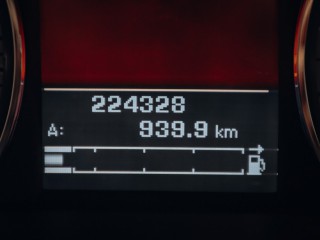 Jaguar XF 2.7D V6 152kW KOSMETICKÉ VADY