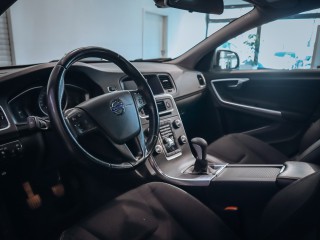Volvo S60 2.0 D4 Kinetic, Navi