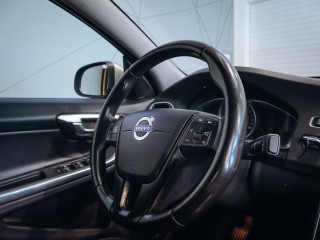 Volvo S60 2.0 D4 Kinetic, Navi