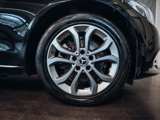 Mercedes-Benz C 220d 4MATIC Avantgarde ČR