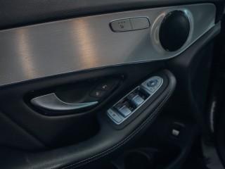 Mercedes-Benz GLC 250 4M AMG