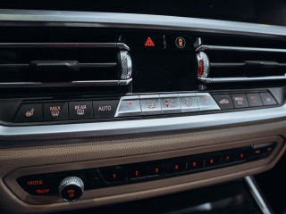 BMW 320d xDrive Luxury Line