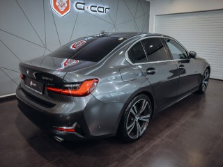 BMW 320d xDrive Luxury Line
