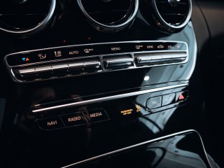 Mercedes-Benz C Cabrio 220d 4MATIC 143 kW