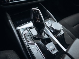 BMW 530i xDrive, 185 kW Head-Up