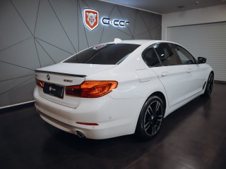 BMW 530i xDrive, 185 kW Head-Up