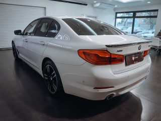 BMW 530i xDrive, 185 kW Head-Up