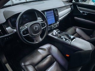 Volvo V90 2.0 T8 AWD Momentum - EL SPZ