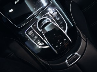 Mercedes-Benz E 63S AMG 4MATIC - TOP