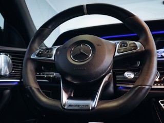 Mercedes-Benz E 63S AMG 4MATIC - TOP