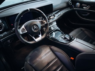Mercedes-Benz E 63S AMG 4MATIC - TOP