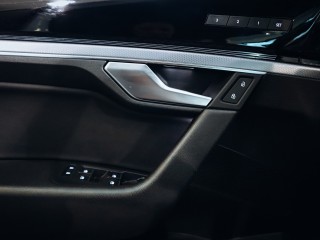 Volkswagen Touareg 3.0TDI V6 R-line 210 kW *TOP*