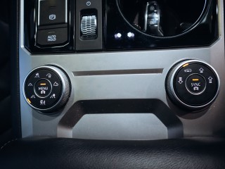 Volkswagen Touareg 3.0TDI V6 R-line 210 kW *TOP*