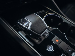 Volkswagen Touareg 3.0TDI V6 R-line 210 kW *TOP*