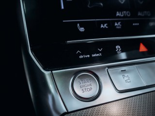 Audi A6 Avant 50TDI Quattro Sport