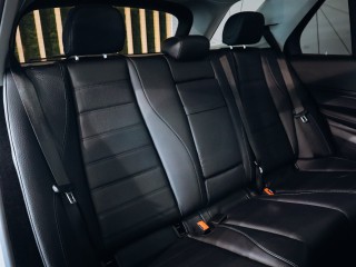 Mercedes-Benz GLE 350de 4MATIC AMG - TOP