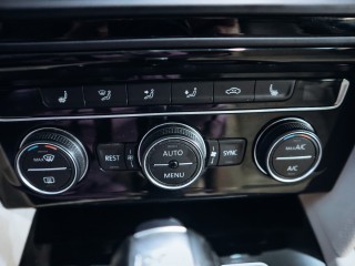 Volkswagen Passat 2.0TSI Highline 4M DSG