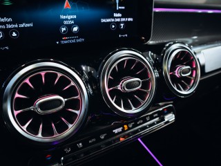 Mercedes-Benz GLB 250 4MATIC AMG