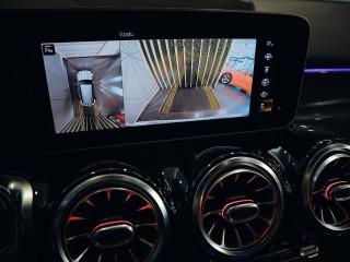 Mercedes-Benz GLB 250 4MATIC AMG