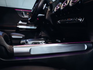 Mercedes-Benz GLB 250 4MATIC AMG