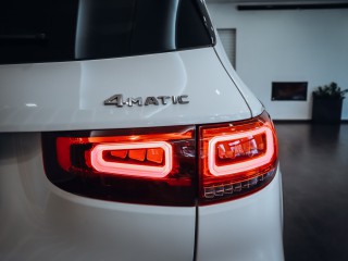 Mercedes-Benz GLB 250 4MATIC AMG