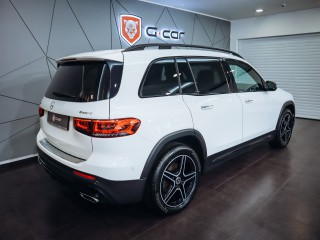 Mercedes-Benz GLB 250 4MATIC AMG